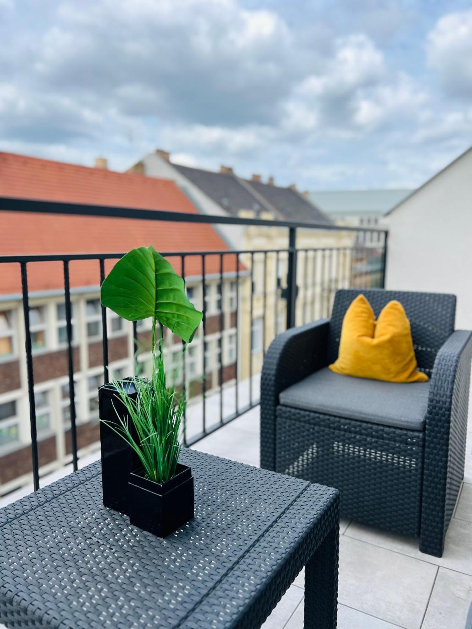 Lena Apartman Budapest City Center מראה חיצוני תמונה